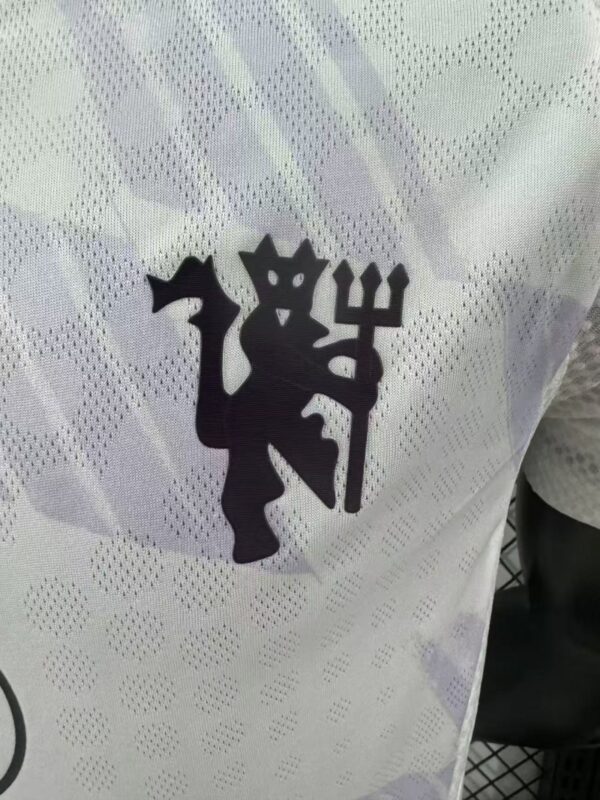 2025-26 Manchester United Third Jersey Player Version - Image 4
