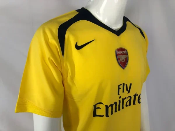06-07 Arsenal Retro Away Jersey - Image 6