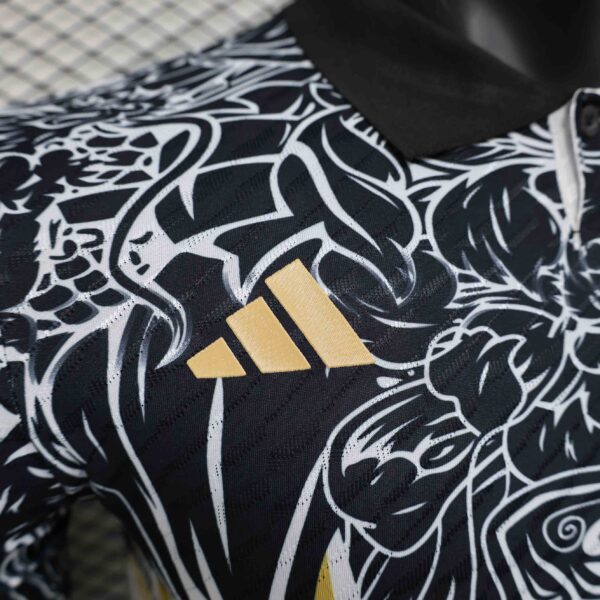 24-25 Real Madrid Black Dragon Special Edition Player Version - Image 5
