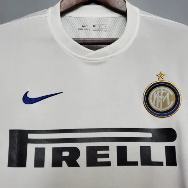 2010/11 Inter Milan Retro Jersey Away - Image 6