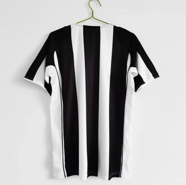2004-05   Juventus Retro Jersey Home - Image 3
